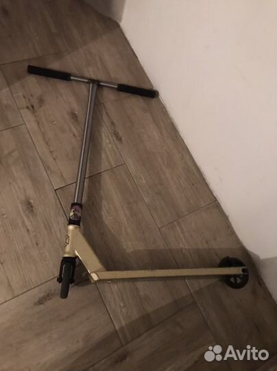 Трюкавой самокат nativ Stem sandezi