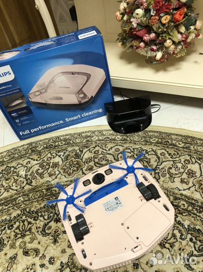 Робот пылесос philips