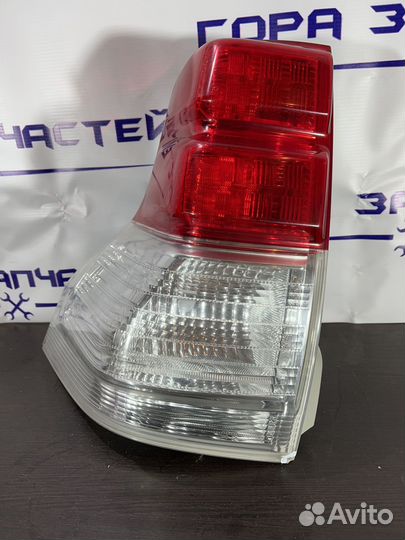 Фонарь задний Toyota Land Cruiser Prado