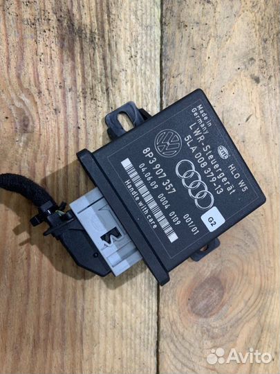 Блок управления светом (фарами) Audi A3 8V 5LA008379,8P3907357