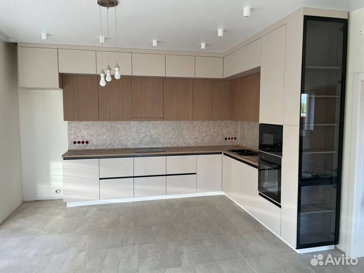 Кухня на заказ с профессиональной сборкой