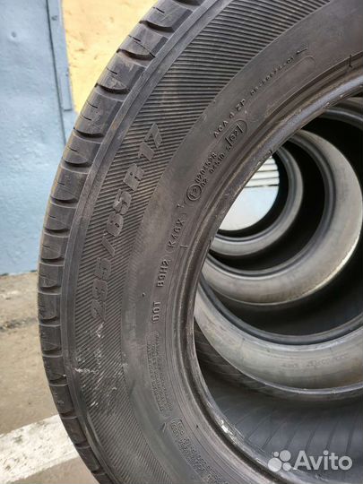 Michelin Latitude Tour HP 235/65 R17
