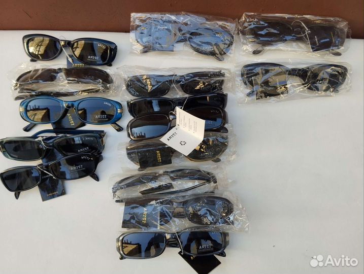 Солнцезащитные очки: натуральное стекло,новые