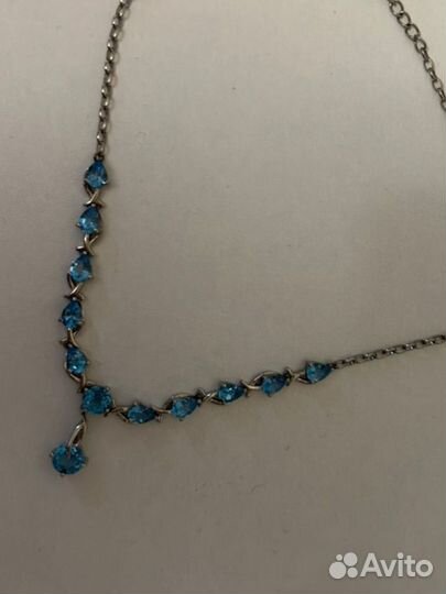 Серебряное колье с топазом