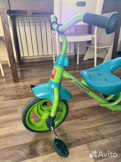 Трехколесный велосипед