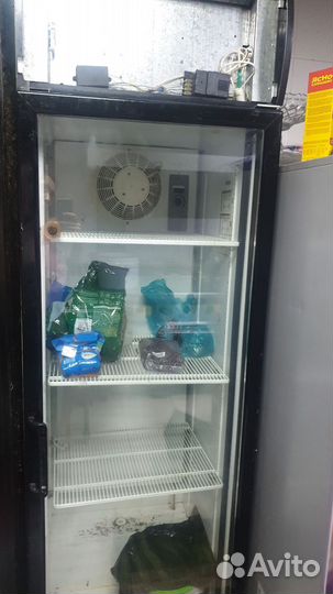 Холодильник витрина