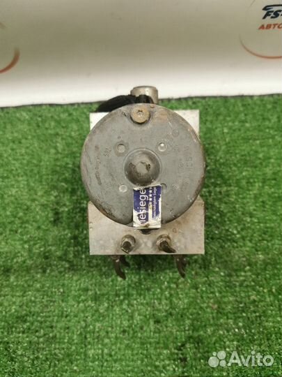 Блок ABS Chevrolet Lacetti хэтчбэк 1.6 F16D3 2008