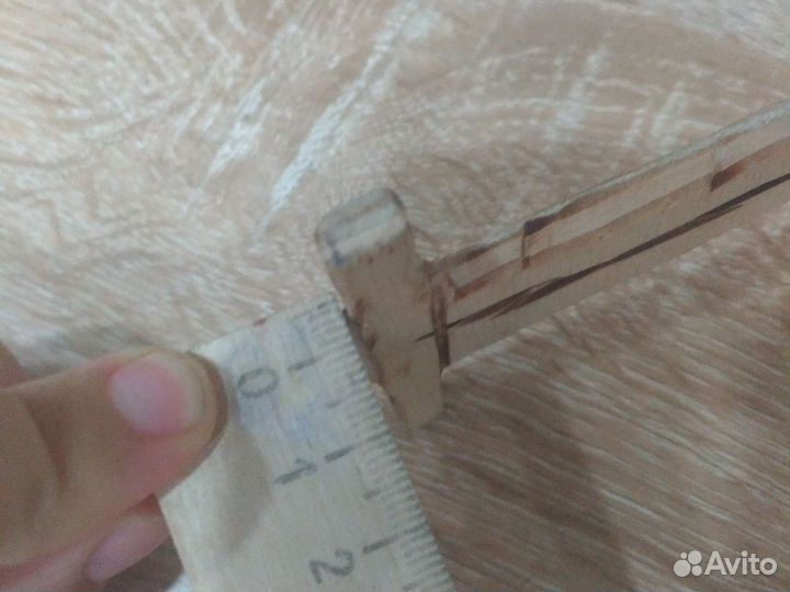 Деревянный самодельный ножик