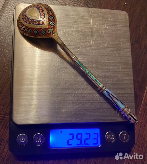 Красивая редкая ложка. Выемчатая эмаль