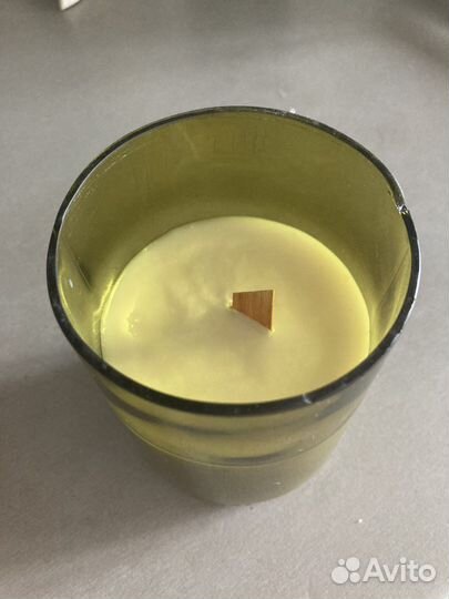 Свеча в стакане из бутылки