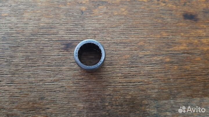 Подшипник 1015