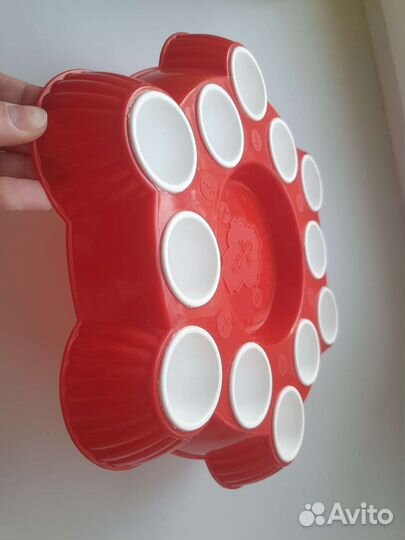 Пасхальная тарелка для яиц