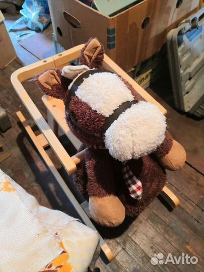 Детская лошадка качалка деревянная