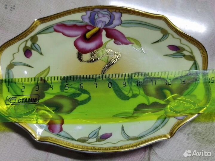 Блюдо под десерт