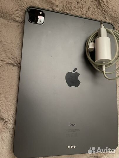 Продам iPad 2020 pro
