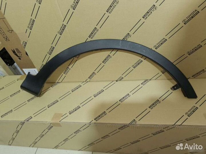 Расширитель крыла передний правый Toyota Rav4