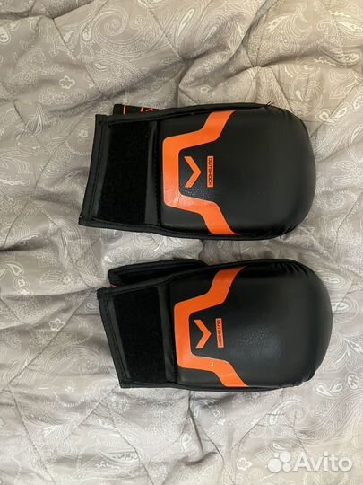 Перчатки для мма