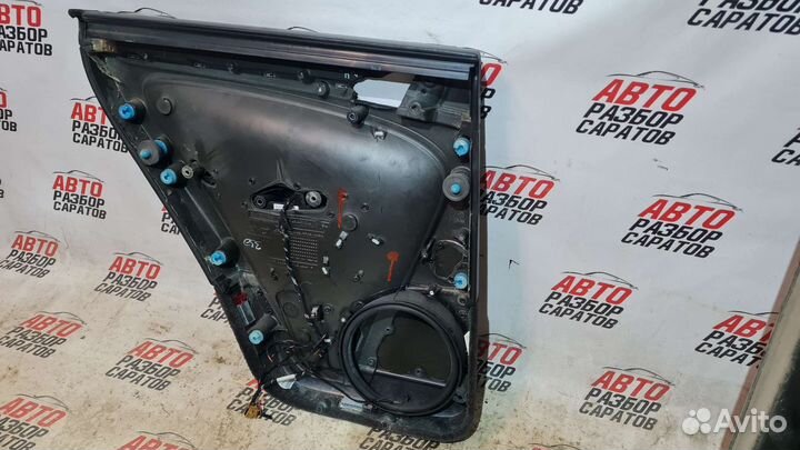 Обшивка задней правой двери Porsche Cayenne чёрная