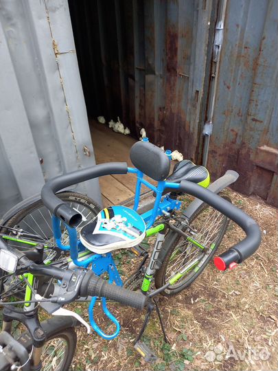 Детское кресло на велосипед переднее