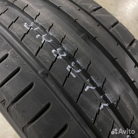 Yokohama Advan Sport V107 225/45 R18 Y