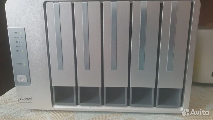 TerraMaster D5-300C 5 Bay