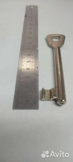 Ключ от жд вагона