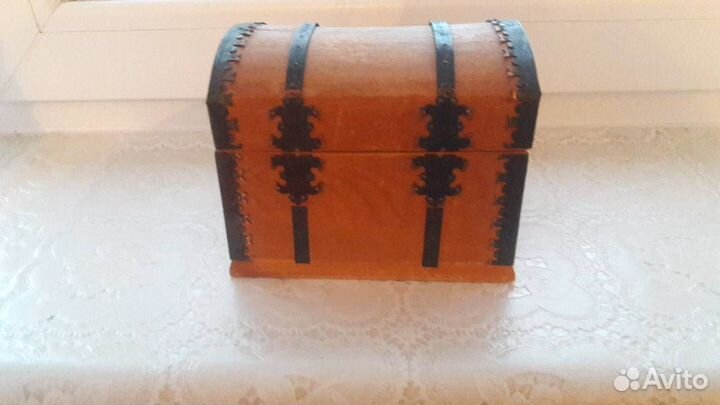 Сундук ретро