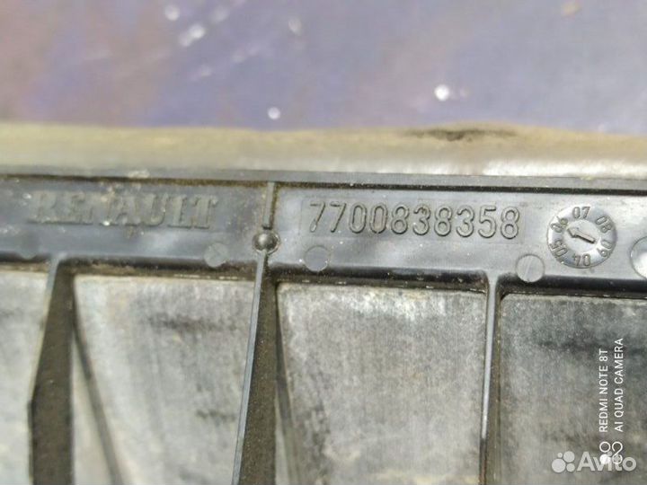 Решетка вентиляционная задняя Renault Duster 2014