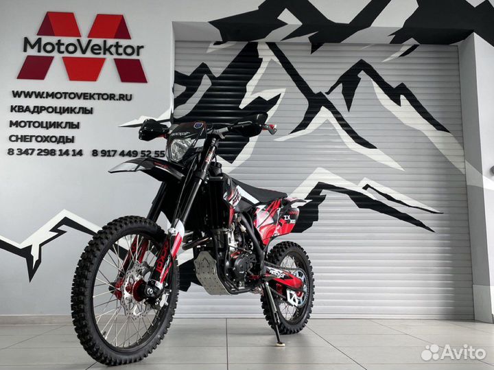 Мотоцикл rockot ZX300 Red Fury 300сс