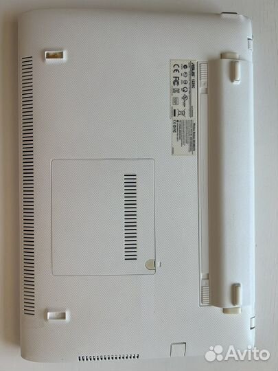Нетбук Asus 1225C