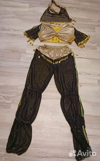 Костюм карнавальный новогодний на 6-8 лет