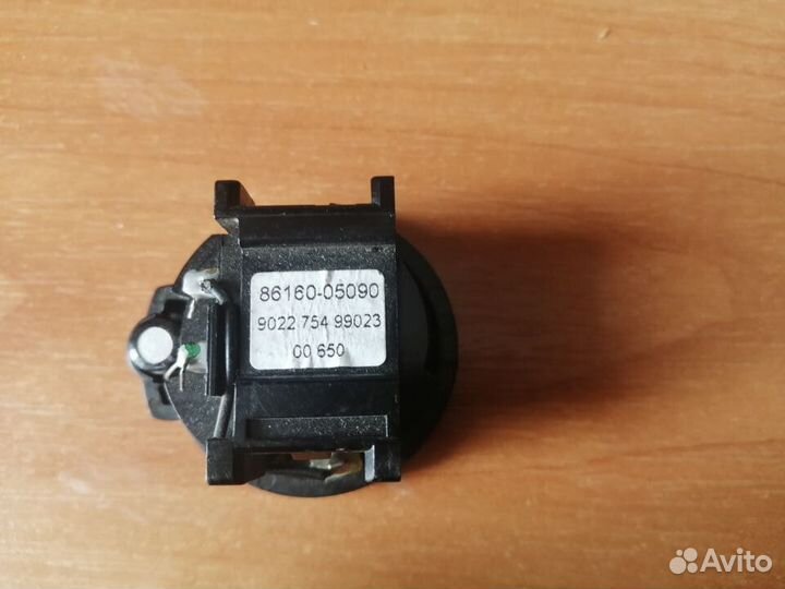 Динамик toyota avensis 250