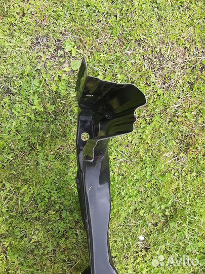 Передняя правая стойка кузова для Toyota LC Prado