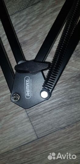 Настольная стойка и насадка для микрофона