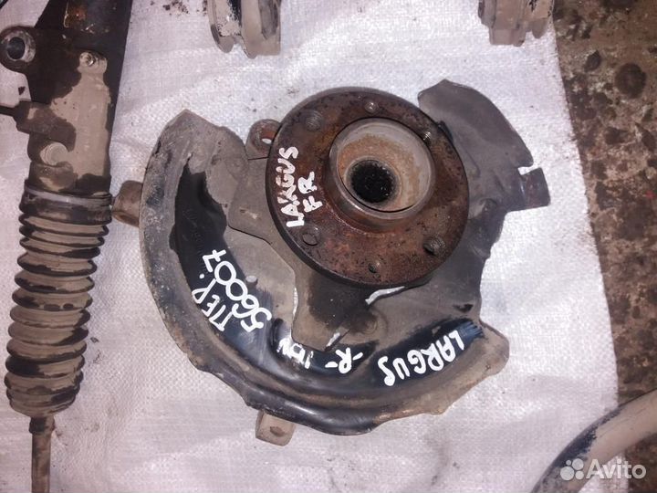 Кулак поворотный Renault Logan Largus