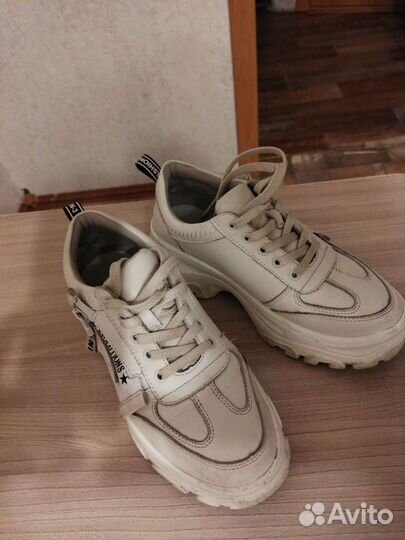 Кроссовки женские 37 размер