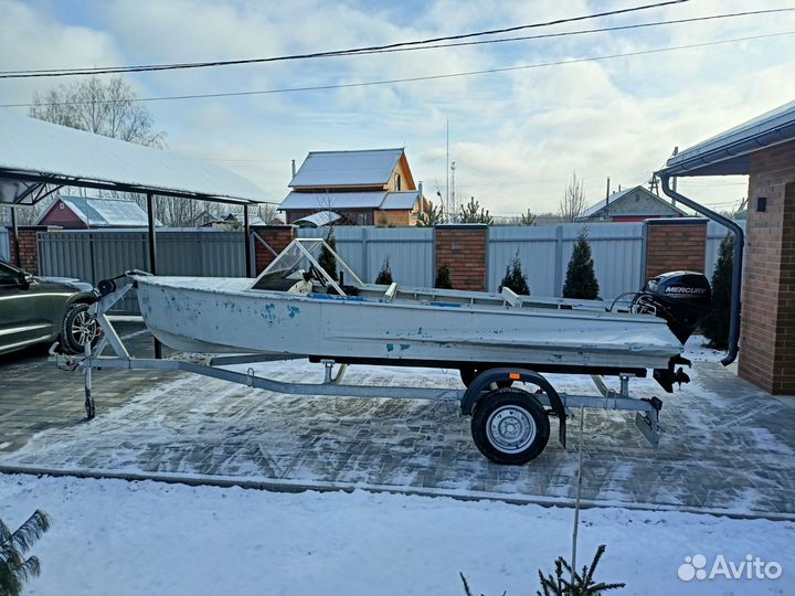 Лодка моторная Казанка