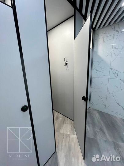 Туалетные кабинки