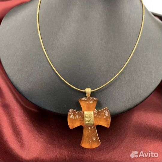 Цепочка с кулоном