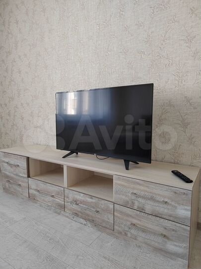 2-к. квартира, 65 м², 8/10 эт.