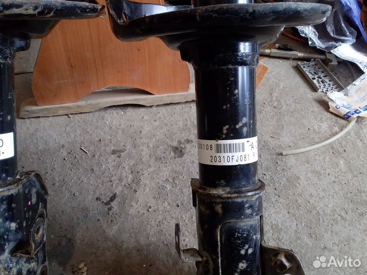 Амортизатор передний subaru impreza xv