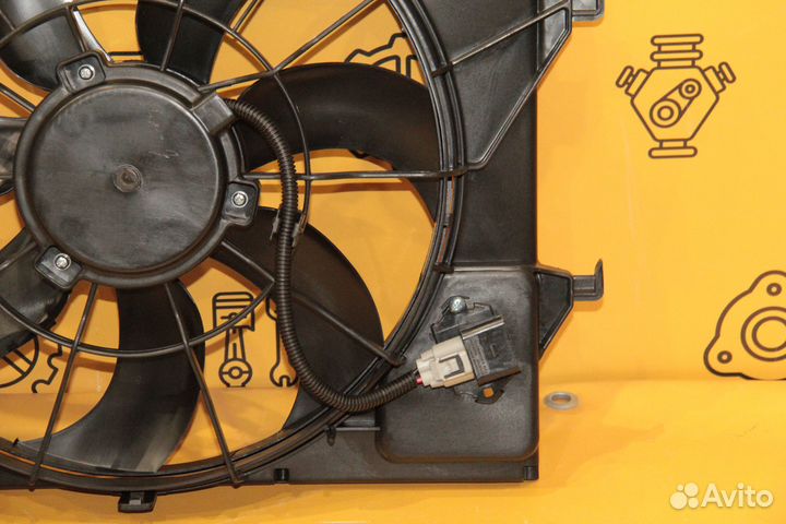 Диффузор радиатора в сборе Hyundai Solaris 17-24