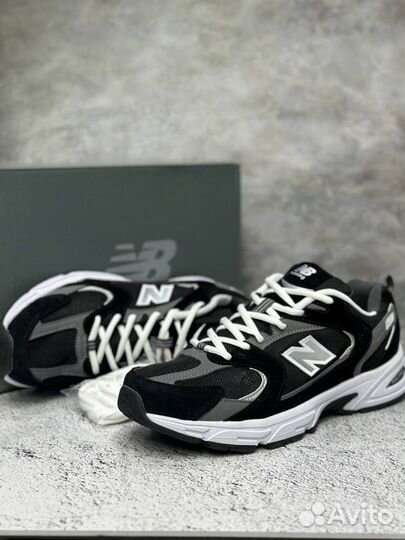 Кроссовки New Balance 530 Великан