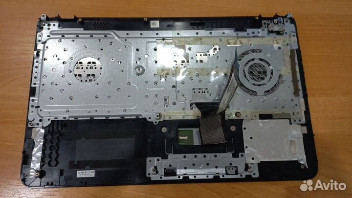 Топ-кейс C клавиатурой для ноутбука Hp Pavilion 15