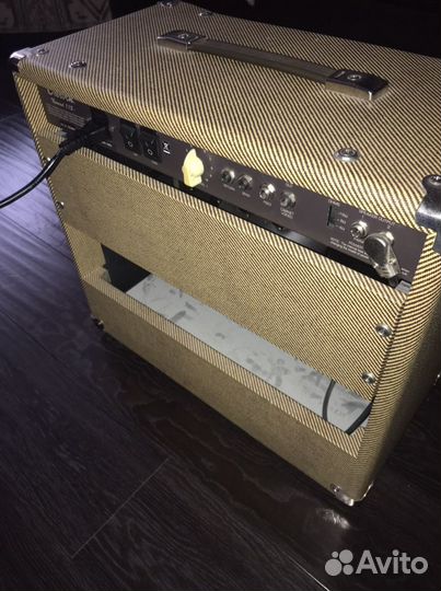 Carvin Nomad 112 ламповый комбоусилитель