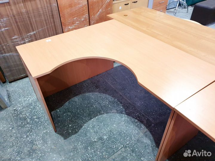 Стол компьютерный письменный офисный угловой бу