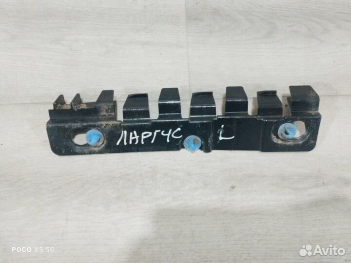 Кронштейн бампера задний левый LADA Largus