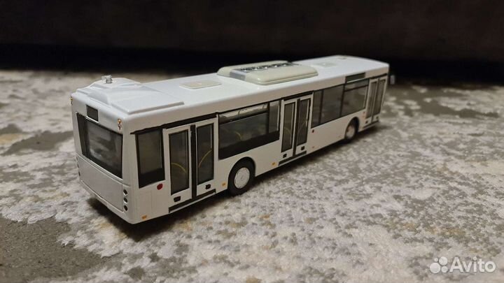 Автобус маз 203 белый