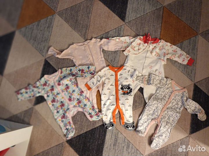Комбинезоны с рождения