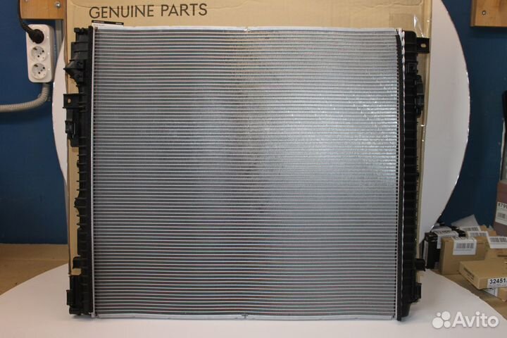 Радиатор охл. новый Genesis GV80 253L0T6000